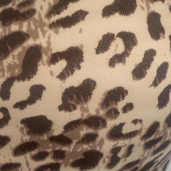 Vanity Fair 36D Leopard Print Cupped Bra - Picture 3 of 10